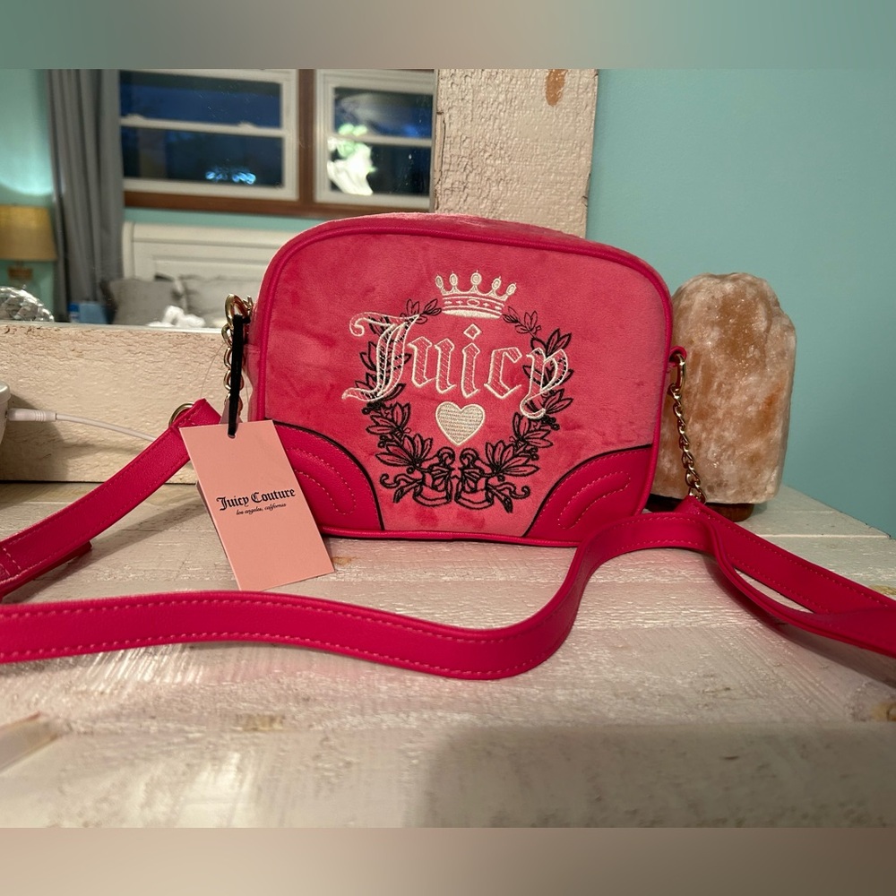 Juicy Couture Pink Flash Heritage Camera Bag Crossbody